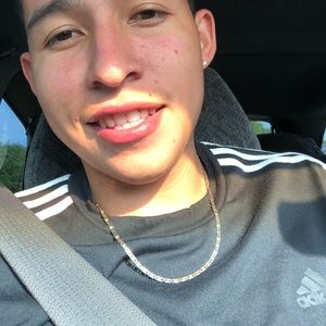 Meet your Posher, Luis